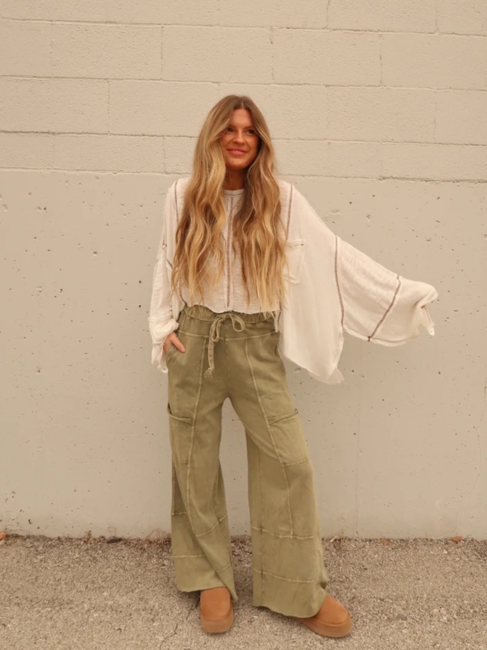 easel Olive Mineral-Washed Wide Leg Cargo Pants